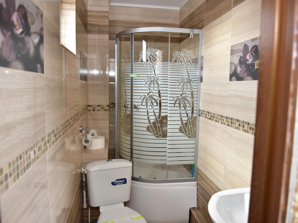 Pensiunea Dely_Cios Вэлени-де-Мунте Экстерьер фото